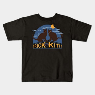 Halloween trick or treat Kids T-Shirt